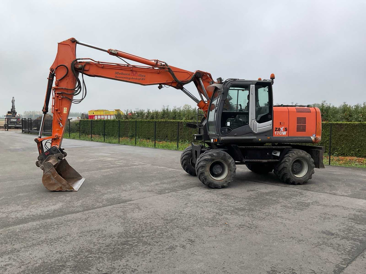 Hitachi ZX-170W-3 - Wheel excavator: picture 3 Hitachi ZX-170W-3 - Wheel excavator: picture 3