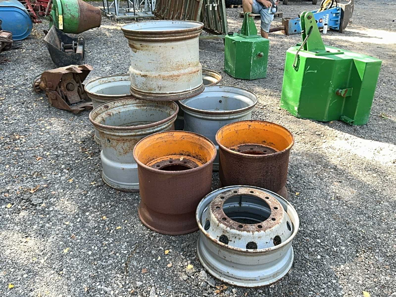 Inconnu - Wheels and tires for Farm tractor: picture 5 Inconnu - Wheels and tires for Farm tractor: picture 5