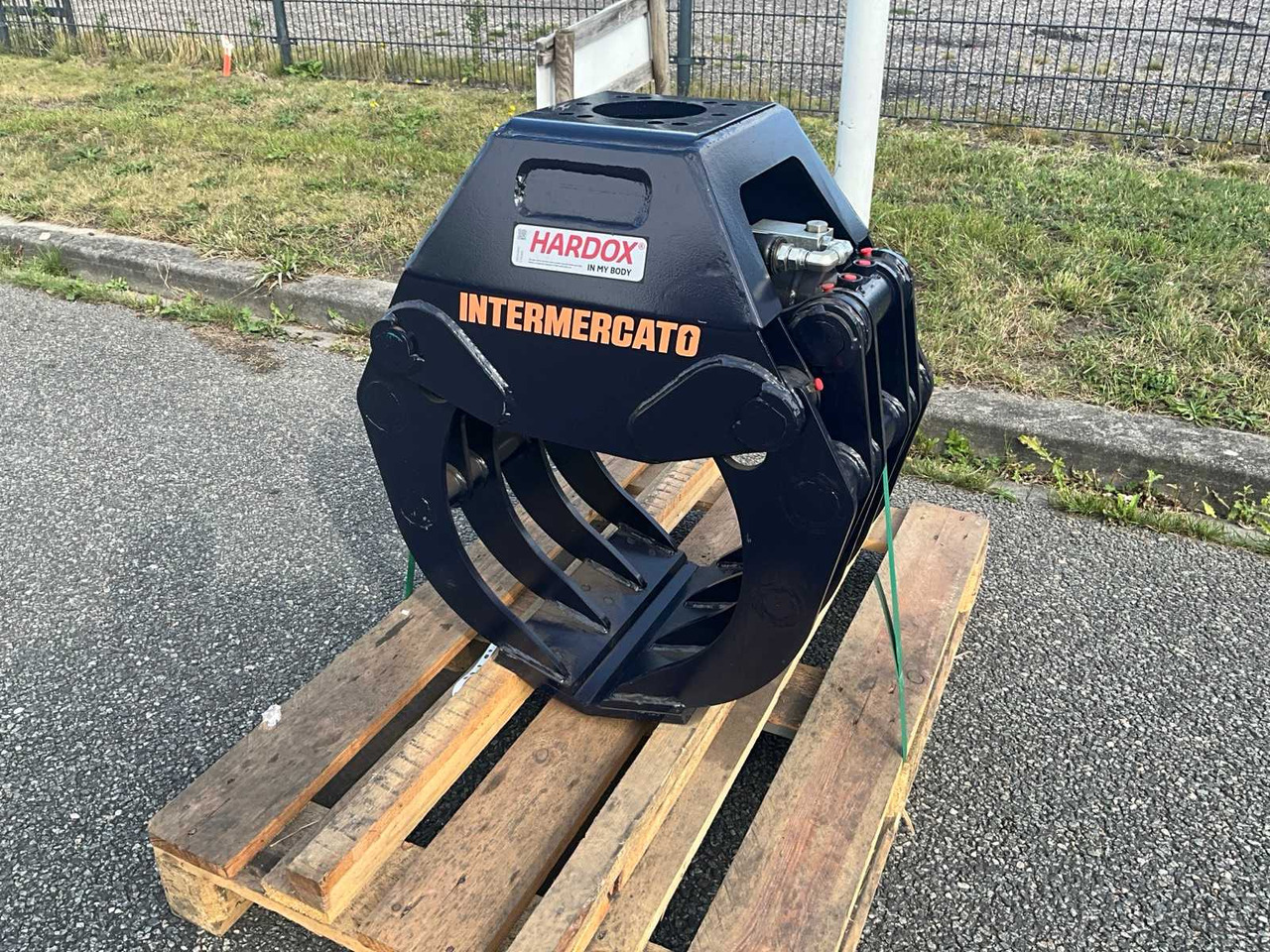Intermercato TG 22 EG - Excavator bucket: picture 1 Intermercato TG 22 EG - Excavator bucket: picture 1