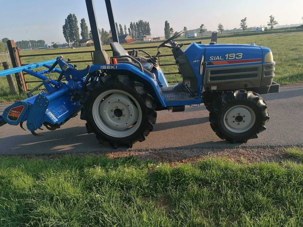 Iseki SIAL TF193 - Compact tractor: picture 3 Iseki SIAL TF193 - Compact tractor: picture 3