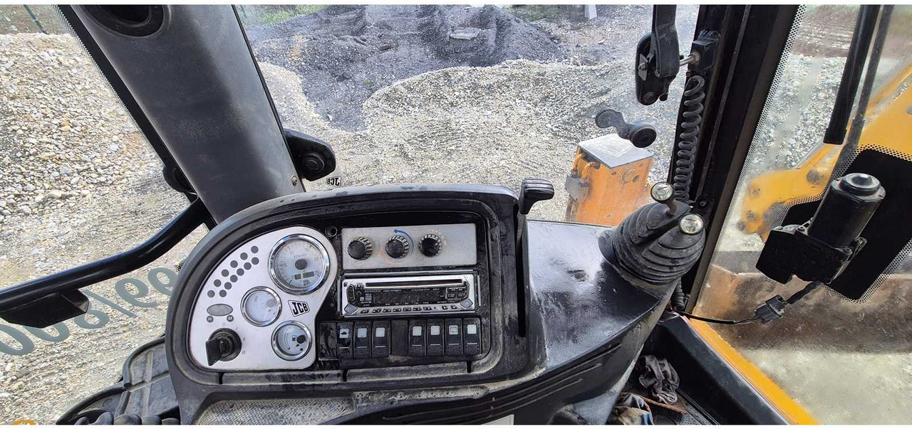 Backhoe loader JCB 3CX-4T: picture 8