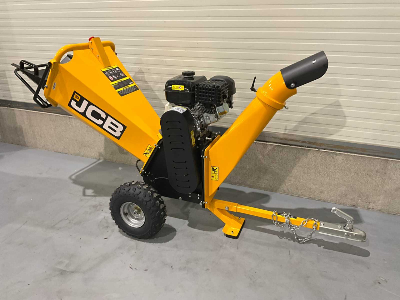 Wood chipper JCB CH75100P: picture 8