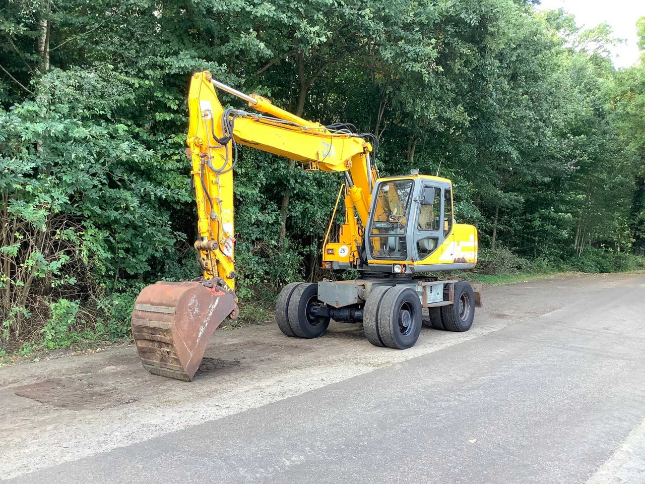 JCB JS130W - Wheel excavator: picture 1 JCB JS130W - Wheel excavator: picture 1