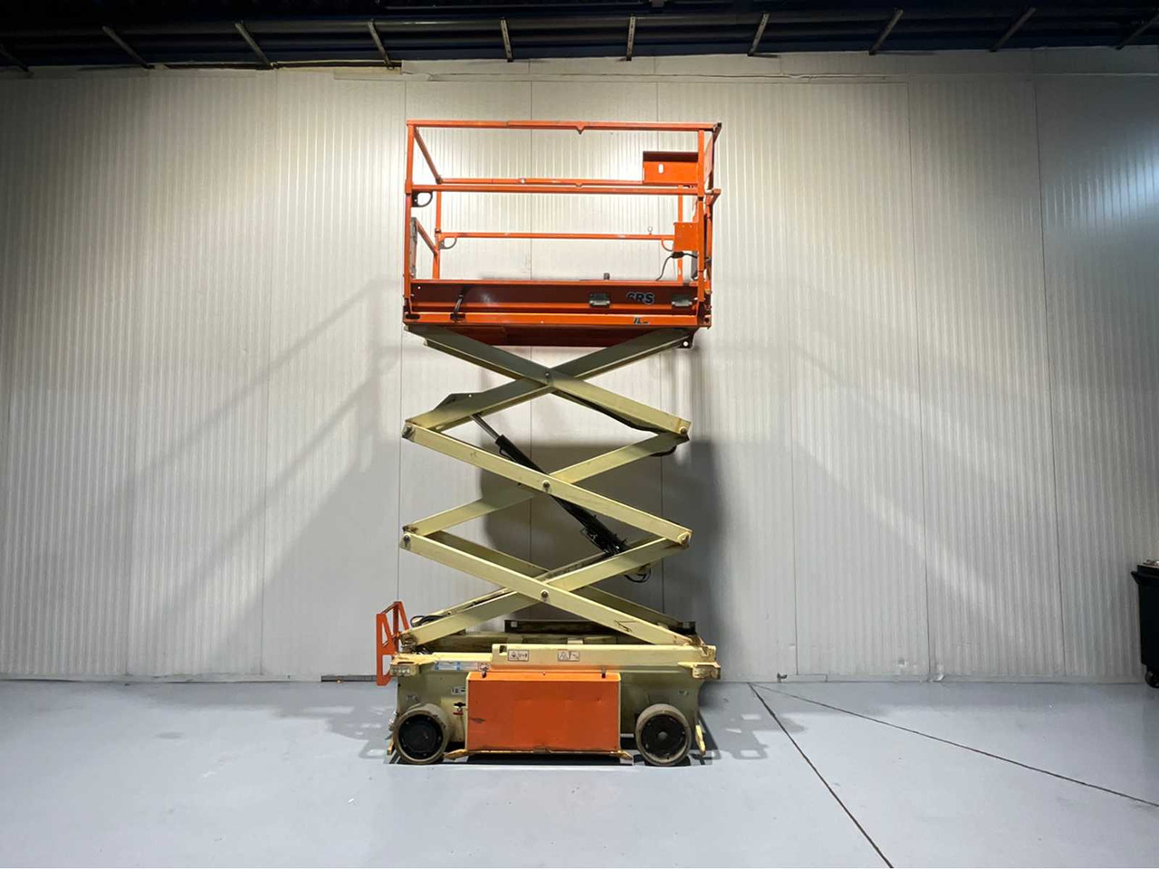 JLG -6RS - AERIAL PLATFORM, WORKING HEIGHT 7.8M, EXTENDABLE TO 2.55M - 382 HOURS - Aerial platform: picture 4 JLG -6RS - AERIAL PLATFORM, WORKING HEIGHT 7.8M, EXTENDABLE TO 2.55M - 382 HOURS - Aerial platform: picture 4