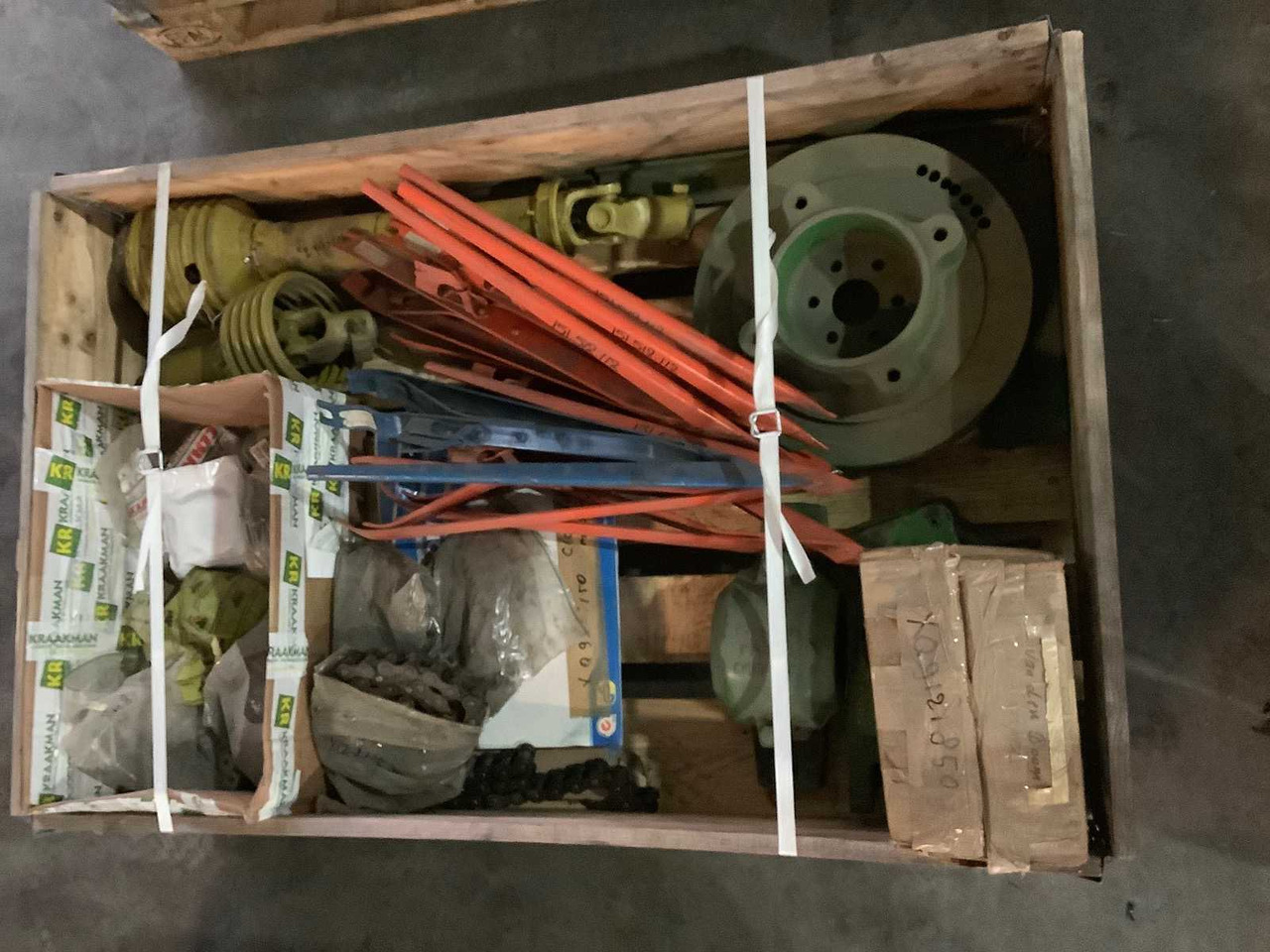 JOHN DEERE / CLAAS - SHREDDER PARTS UNUSED - Forage harvester: picture 2 JOHN DEERE / CLAAS - SHREDDER PARTS UNUSED - Forage harvester: picture 2