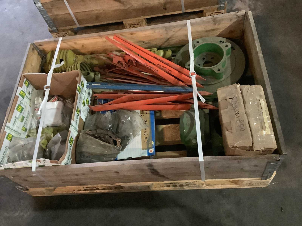 JOHN DEERE / CLAAS - SHREDDER PARTS UNUSED - Forage harvester: picture 1 JOHN DEERE / CLAAS - SHREDDER PARTS UNUSED - Forage harvester: picture 1