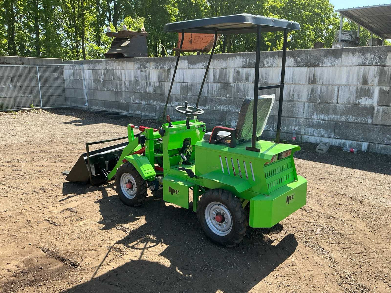 JPC EL16 - Wheel loader: picture 3 JPC EL16 - Wheel loader: picture 3