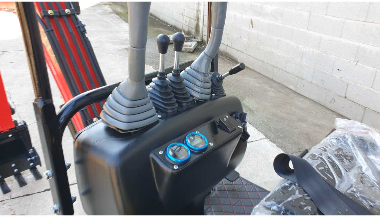 Mini excavator JPC HT12 MINI EXCAVATOR: picture 13