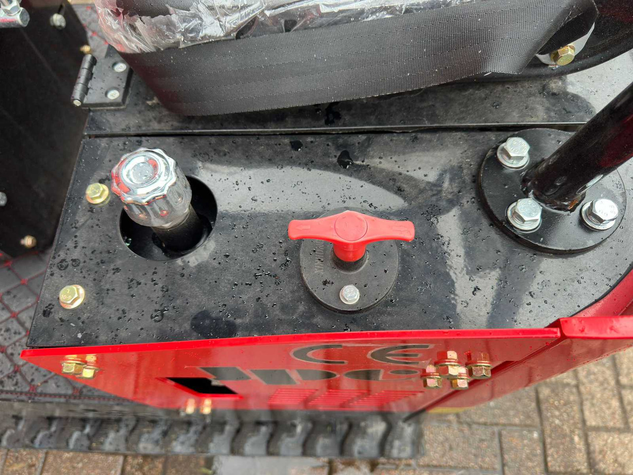 Mini excavator JPC HT12: picture 6