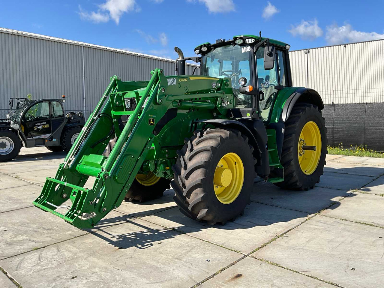 John Deere 6195M - Farm tractor: picture 1 John Deere 6195M - Farm tractor: picture 1