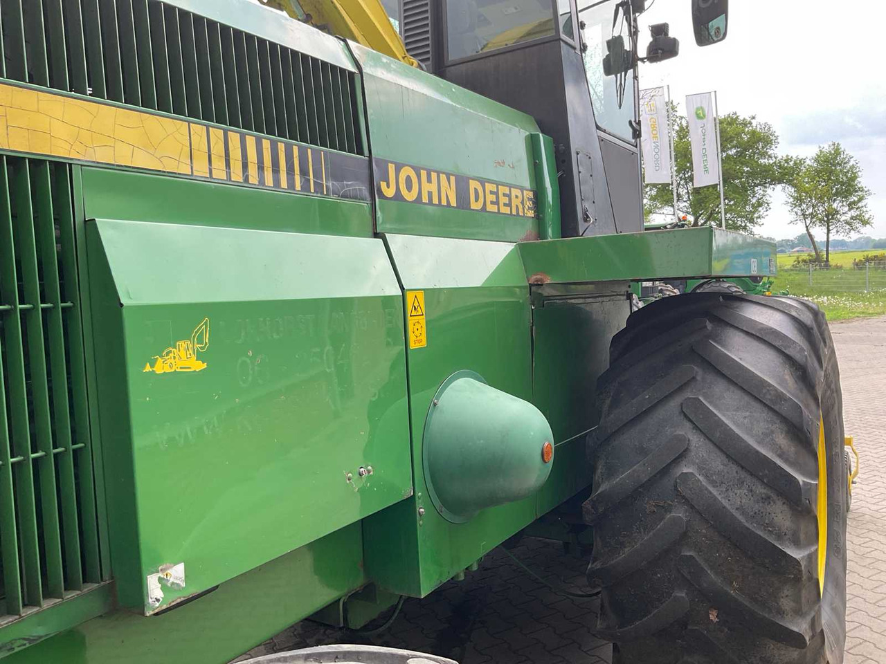 John Deere 6910 - Forage harvester: picture 5 John Deere 6910 - Forage harvester: picture 5