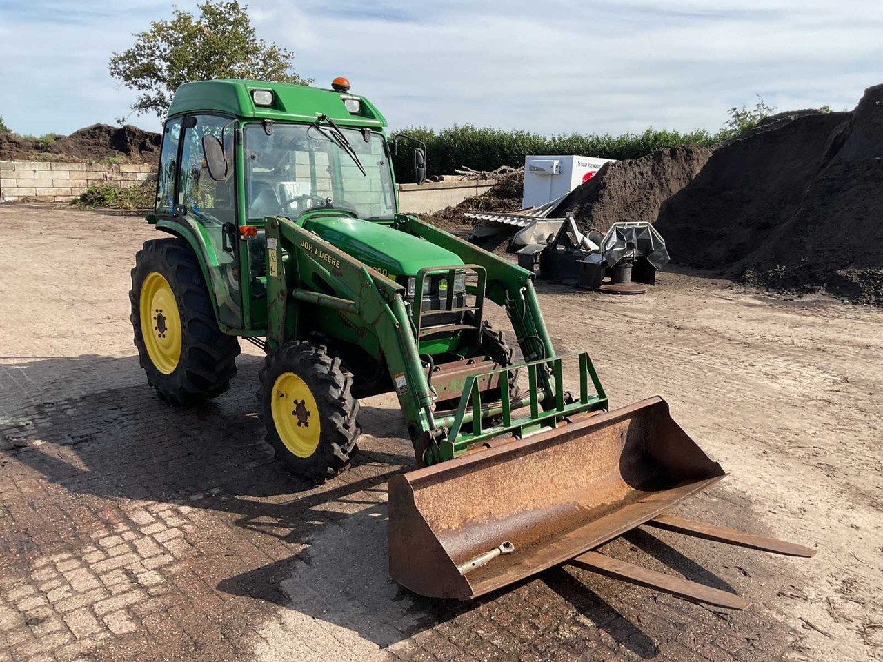 John deere 4600 - Compact tractor: picture 2 John deere 4600 - Compact tractor: picture 2