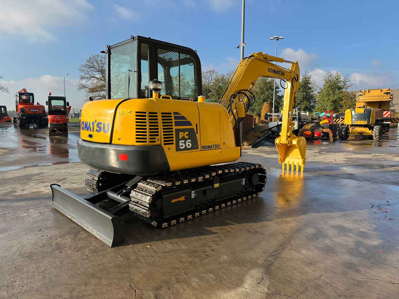 KOMATSU - PC56-7 - MIDI EXCAVATOR - Excavator: picture 4 KOMATSU - PC56-7 - MIDI EXCAVATOR - Excavator: picture 4