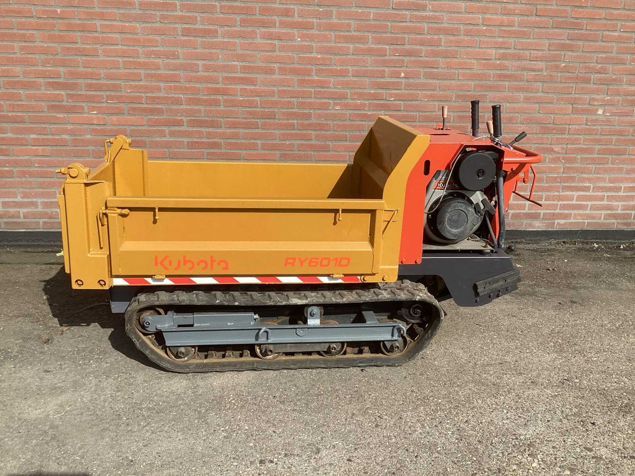 KUBOTA 2012 KUBOTA RY 601 D DUMPER - Dumper: picture 1 KUBOTA 2012 KUBOTA RY 601 D DUMPER - Dumper: picture 1
