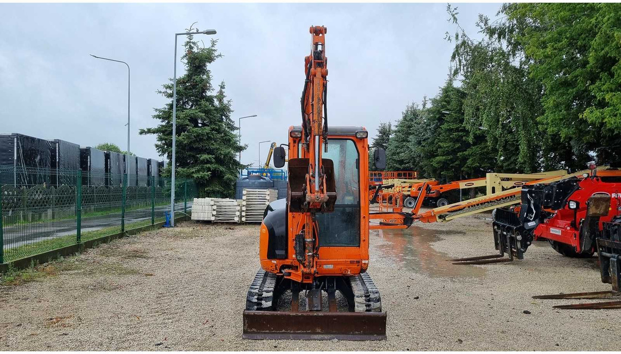 KUBOTA U27-4 - Mini excavator: picture 3 KUBOTA U27-4 - Mini excavator: picture 3