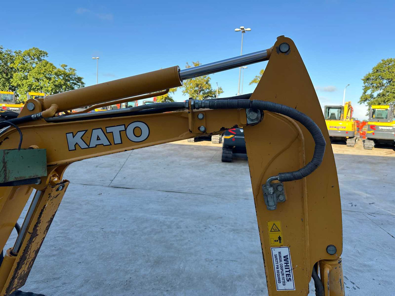 Mini excavator Kato 17VXE: picture 14 Mini excavator Kato 17VXE: picture 14