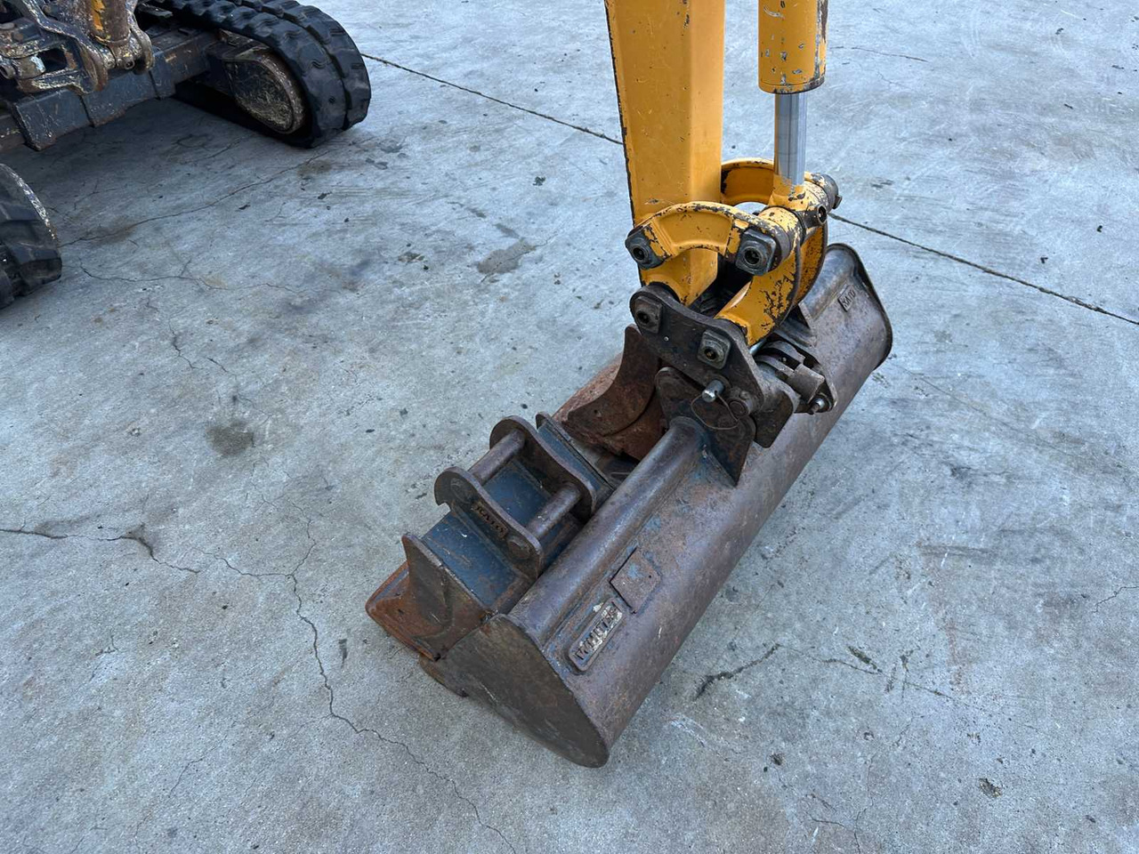 Mini excavator Kato 17VXE: picture 12 Mini excavator Kato 17VXE: picture 12