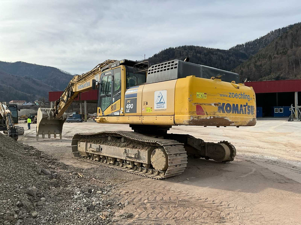 Komatsu PC490LC-10 - Crawler excavator: picture 1 Komatsu PC490LC-10 - Crawler excavator: picture 1