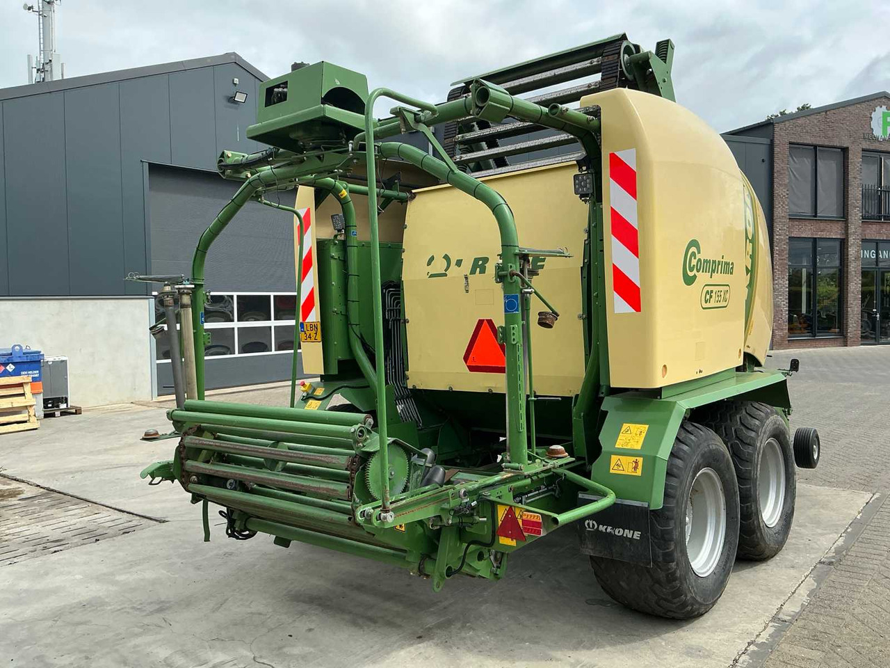 Krone Comprima CF 155 XC - Round baler: picture 4 Krone Comprima CF 155 XC - Round baler: picture 4
