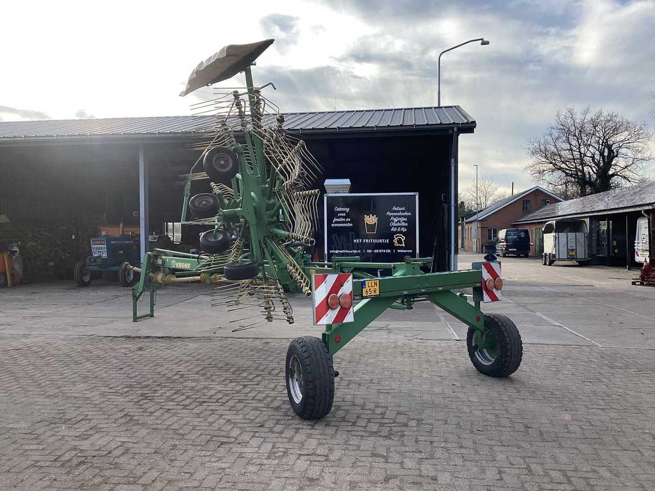 Krone SWADRO - Hay and forage equipment: picture 5 Krone SWADRO - Hay and forage equipment: picture 5