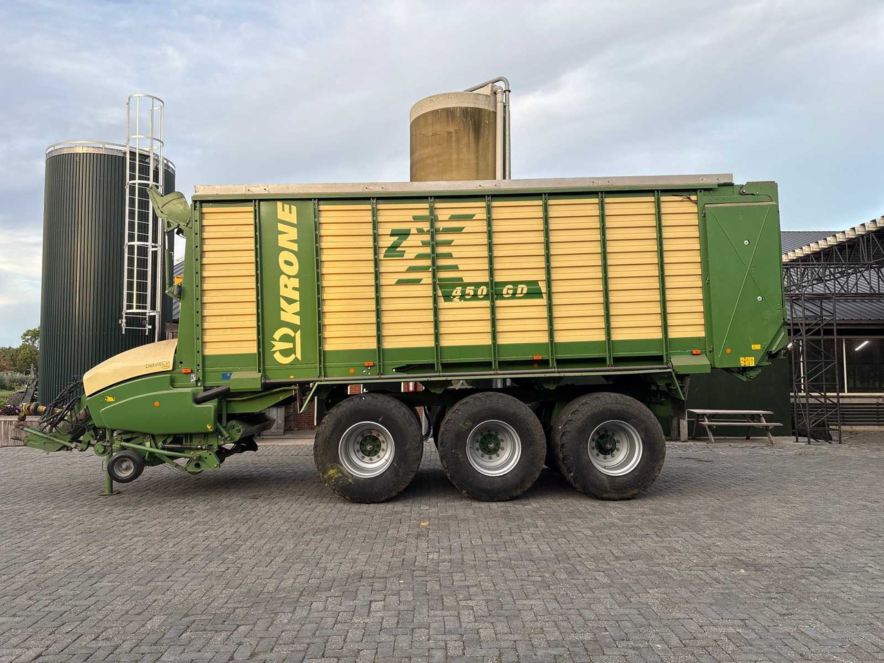 Krone ZX 450 GD - Self-loading wagon: picture 3 Krone ZX 450 GD - Self-loading wagon: picture 3