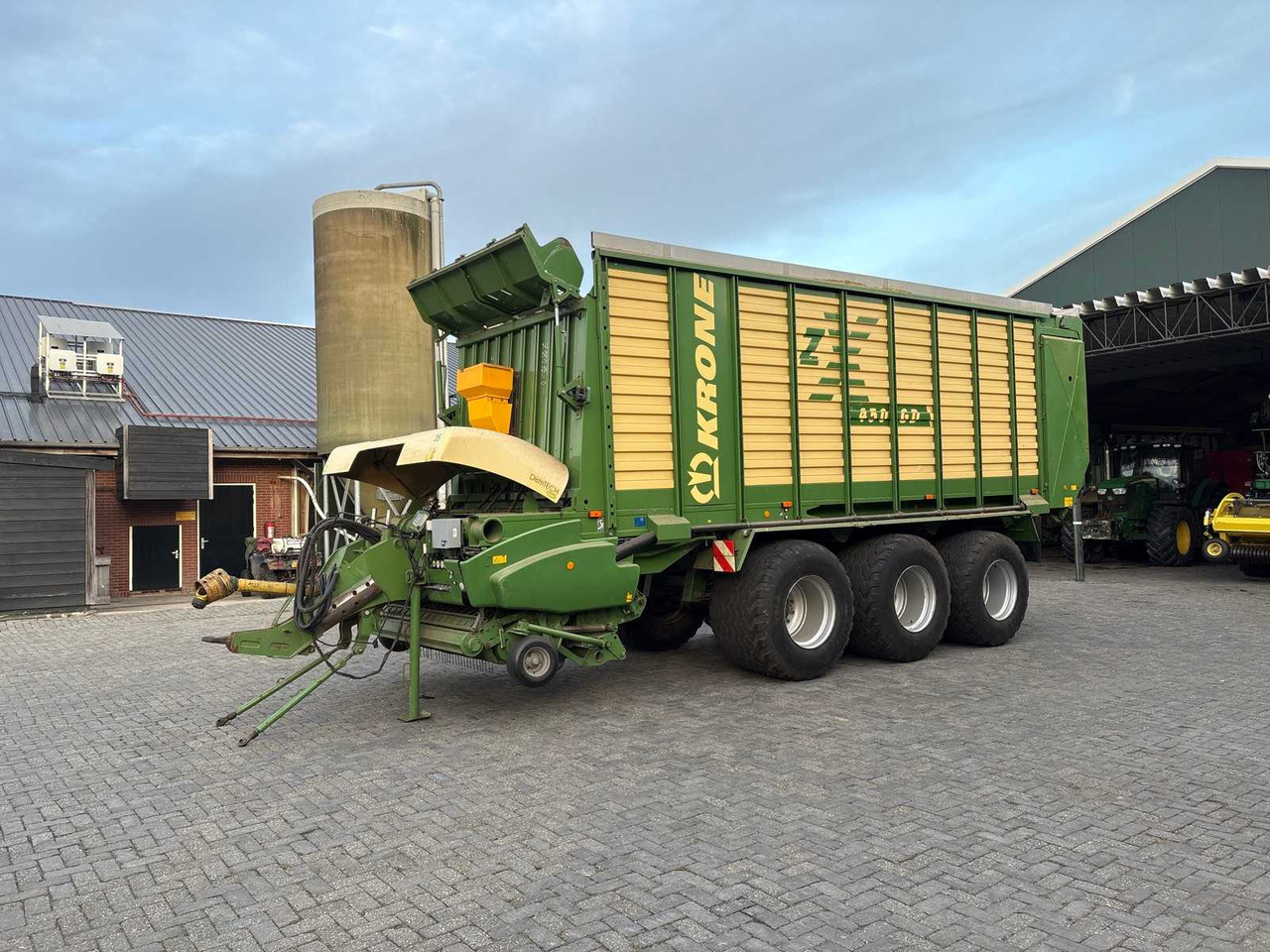 Krone ZX 450 - Self-loading wagon: picture 2 Krone ZX 450 - Self-loading wagon: picture 2