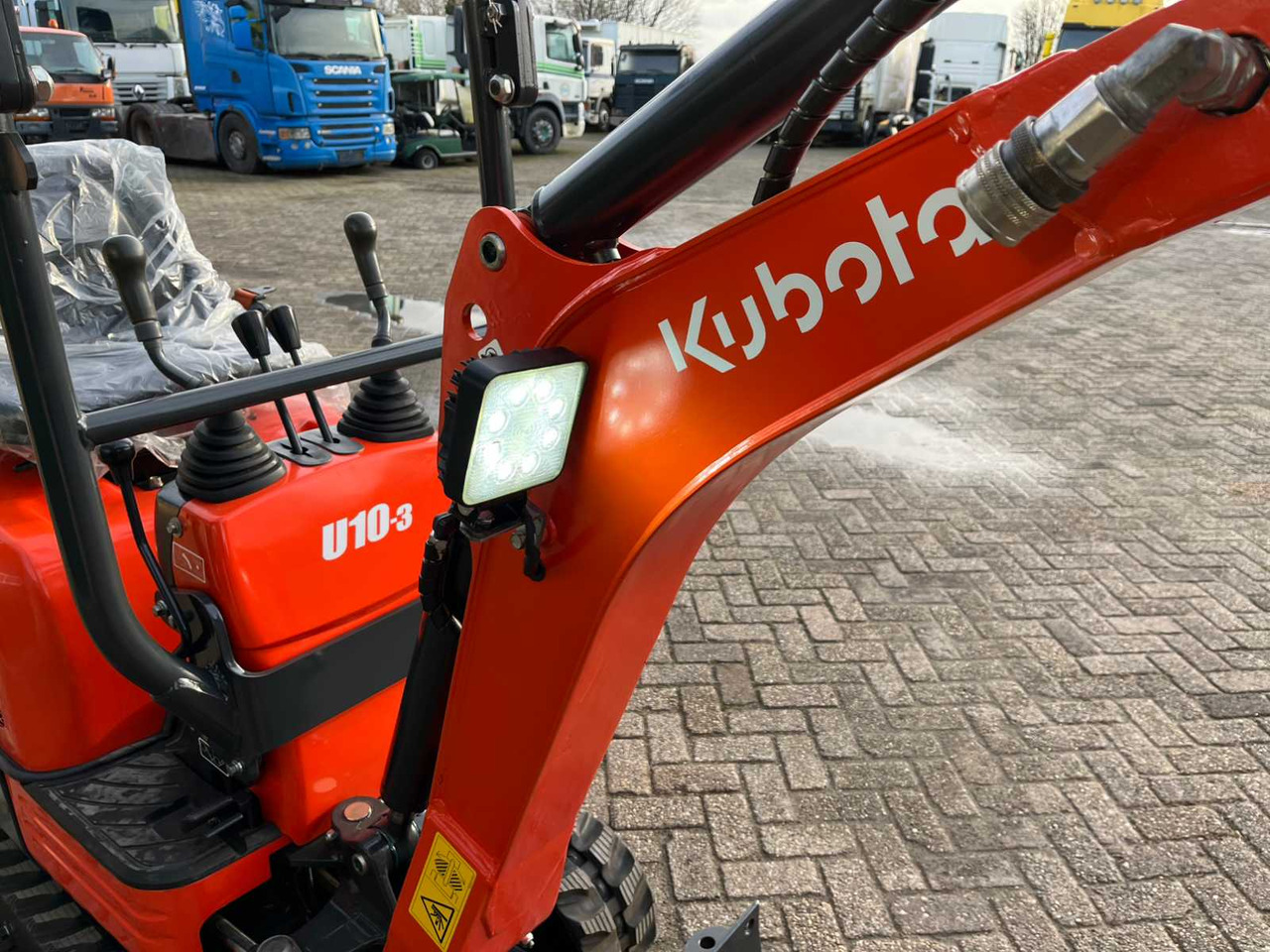 Kubota U10-3 - Mini excavator: picture 3 Kubota U10-3 - Mini excavator: picture 3