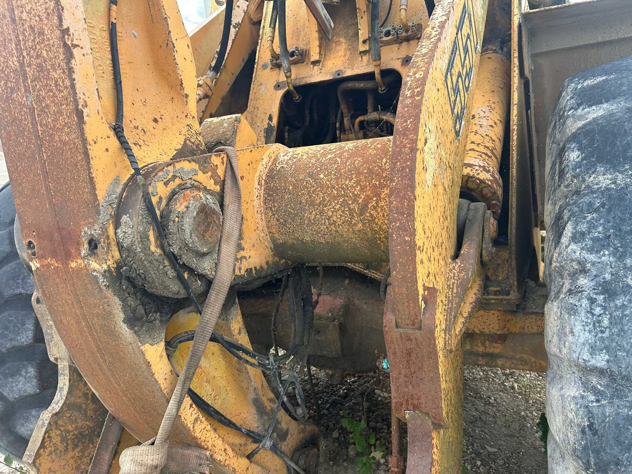 LIEBHERR L551 - Wheel loader: picture 5 LIEBHERR L551 - Wheel loader: picture 5