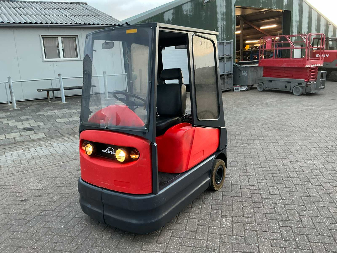 Linde P60Z - Municipal tractor: picture 2 Linde P60Z - Municipal tractor: picture 2