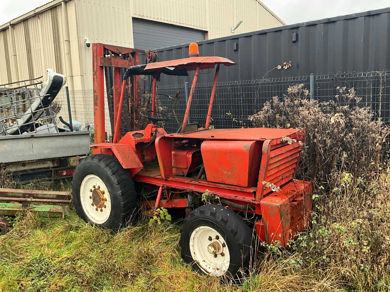 MANITOU FORKLIFT - Forklift: picture 2 MANITOU FORKLIFT - Forklift: picture 2