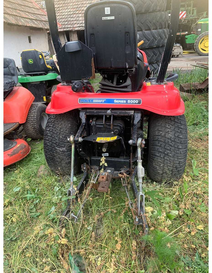 MTD - Compact tractor: picture 4 MTD - Compact tractor: picture 4