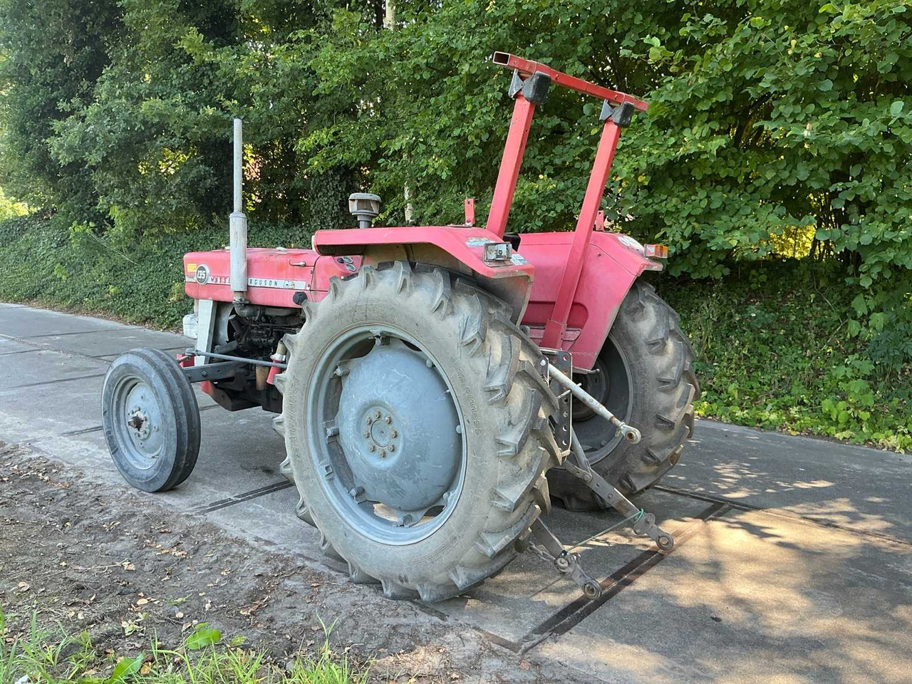 Massey Ferguson 135 - Farm tractor: picture 5 Massey Ferguson 135 - Farm tractor: picture 5
