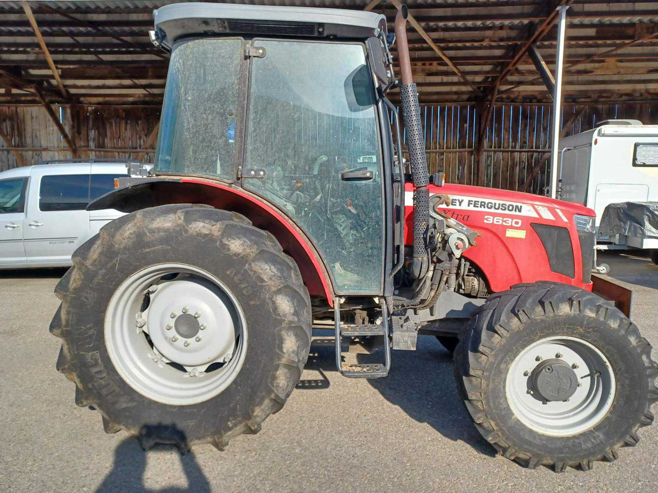 Massey Ferguson MF3630 - Farm tractor: picture 4 Massey Ferguson MF3630 - Farm tractor: picture 4