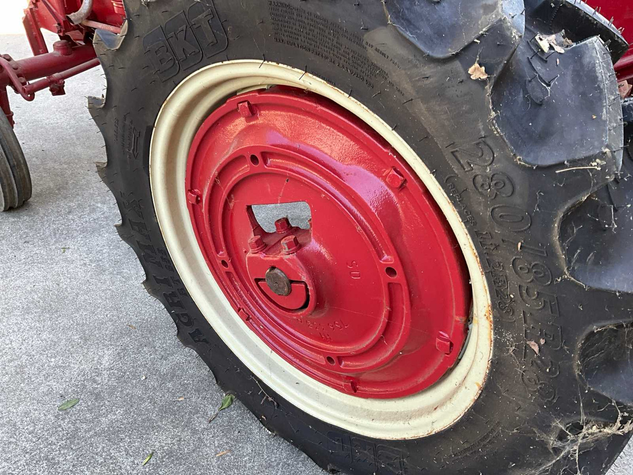 Mc cormick Super FCC U “Benzine” - Farm tractor: picture 5 Mc cormick Super FCC U “Benzine” - Farm tractor: picture 5