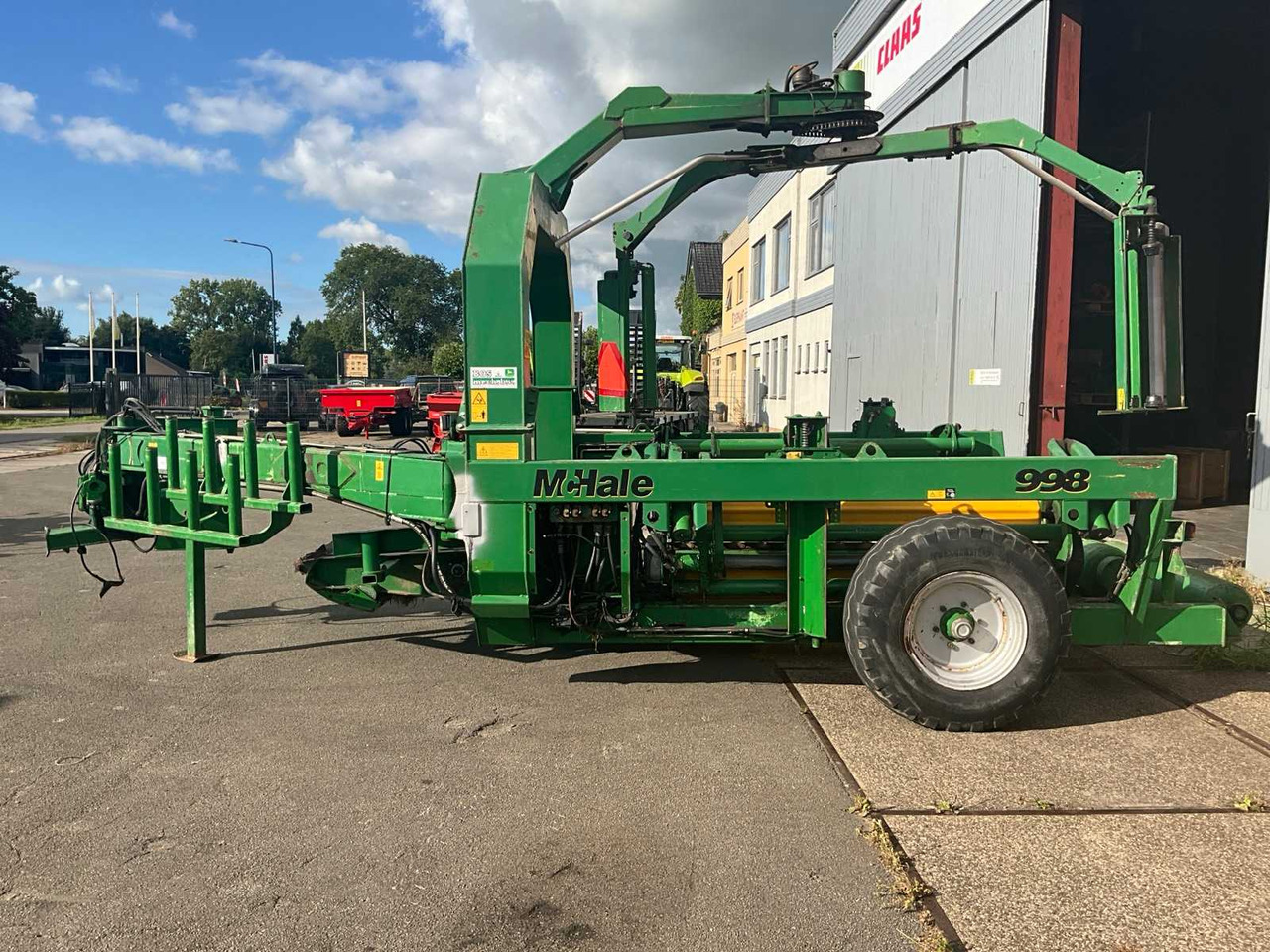 Mchale 998 - Bale wrapper: picture 4 Mchale 998 - Bale wrapper: picture 4