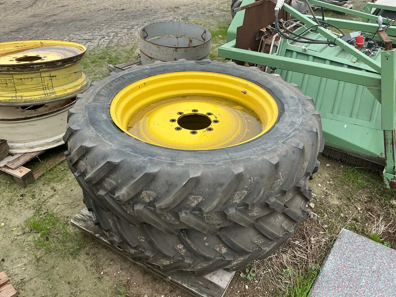 Michelin Agribib - Wheels and tires for Farm tractor: picture 3 Michelin Agribib - Wheels and tires for Farm tractor: picture 3