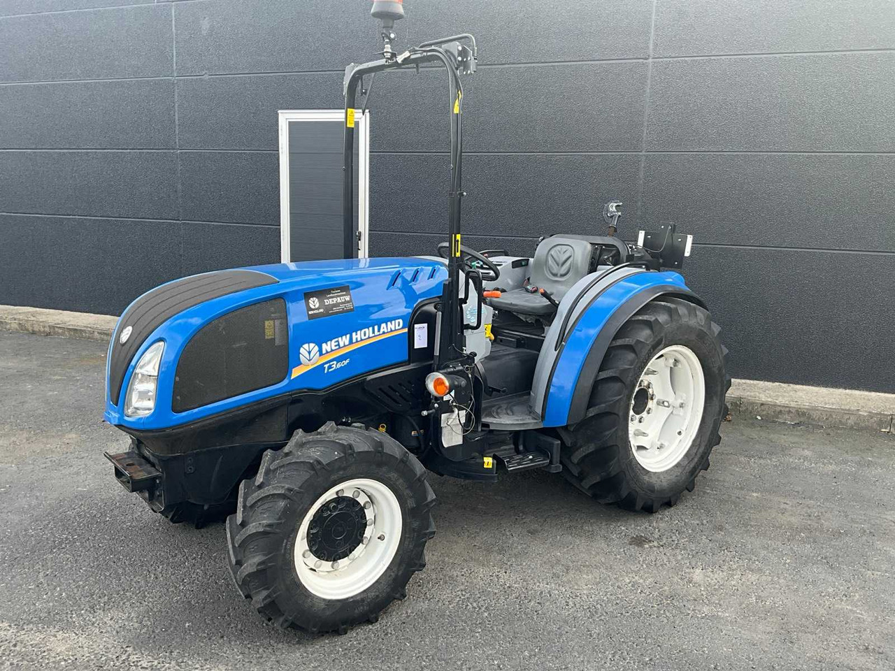 New Holland T3.60F - Compact tractor: picture 1 New Holland T3.60F - Compact tractor: picture 1