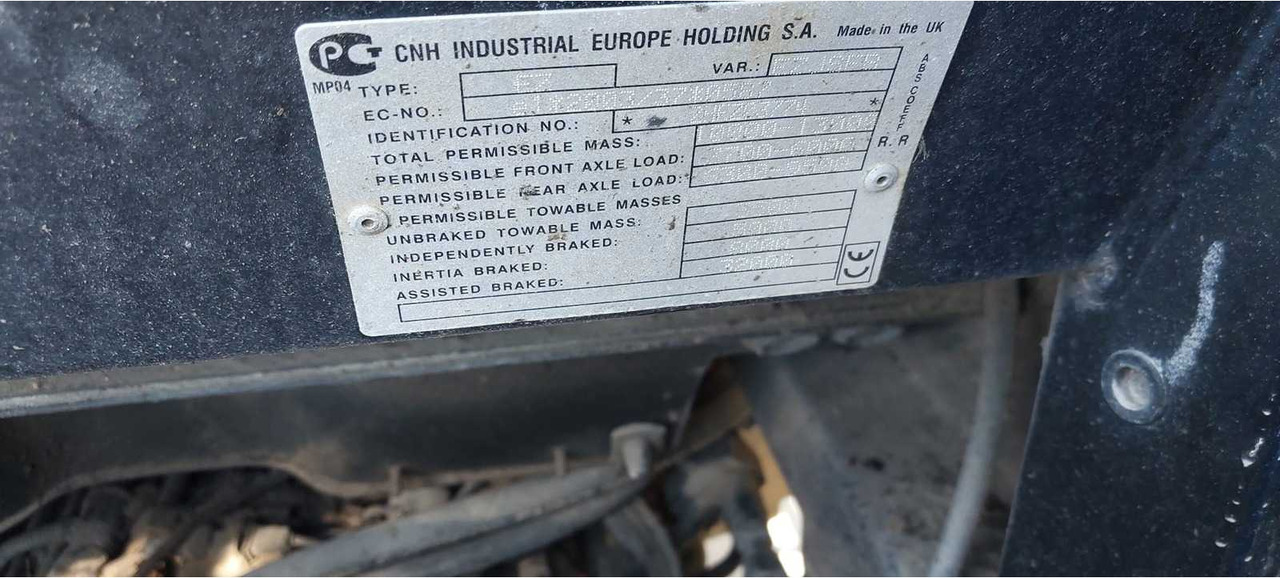 Farm tractor New Holland T7.245: picture 6