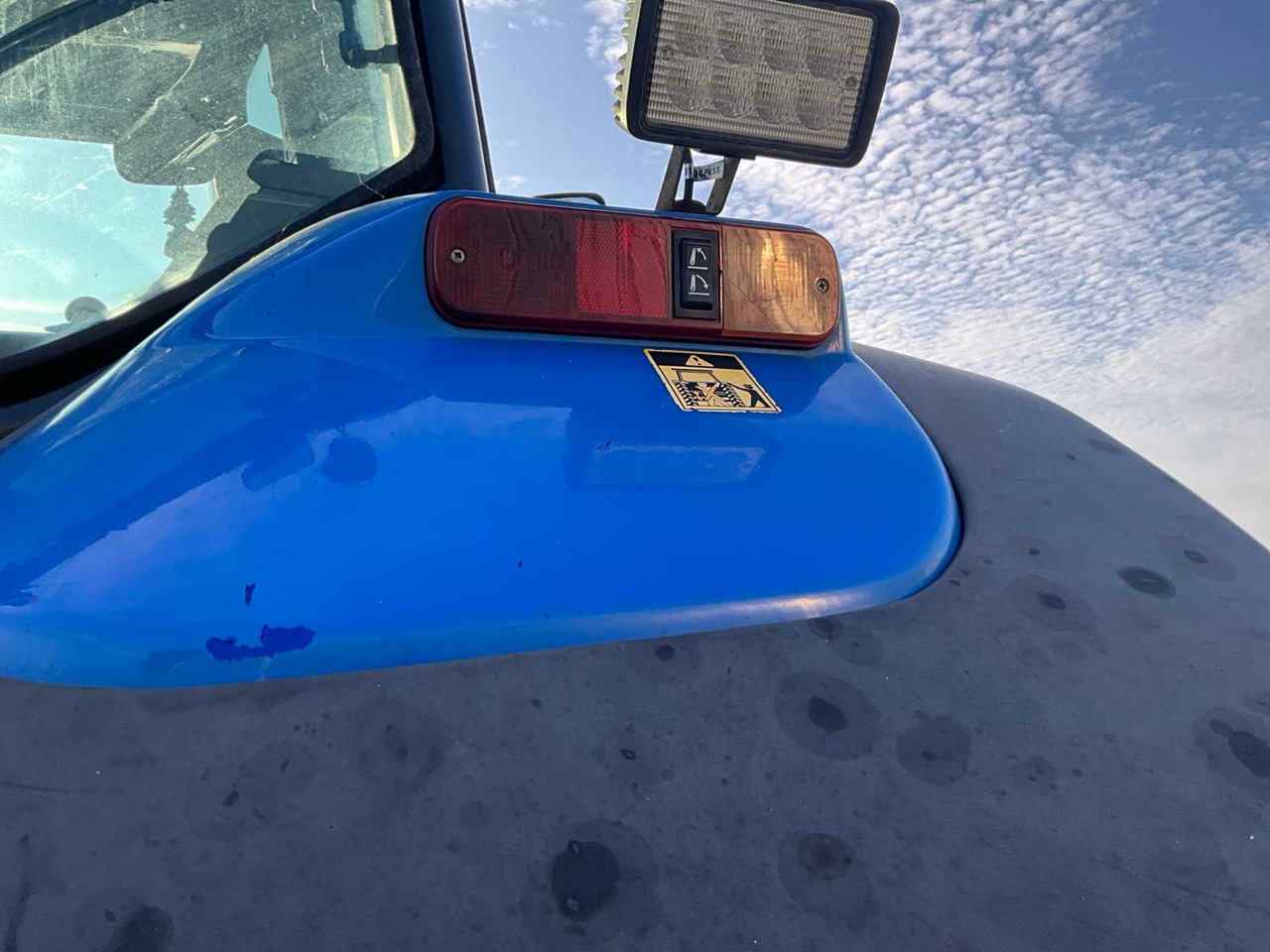 Farm tractor New Holland TM165: picture 21