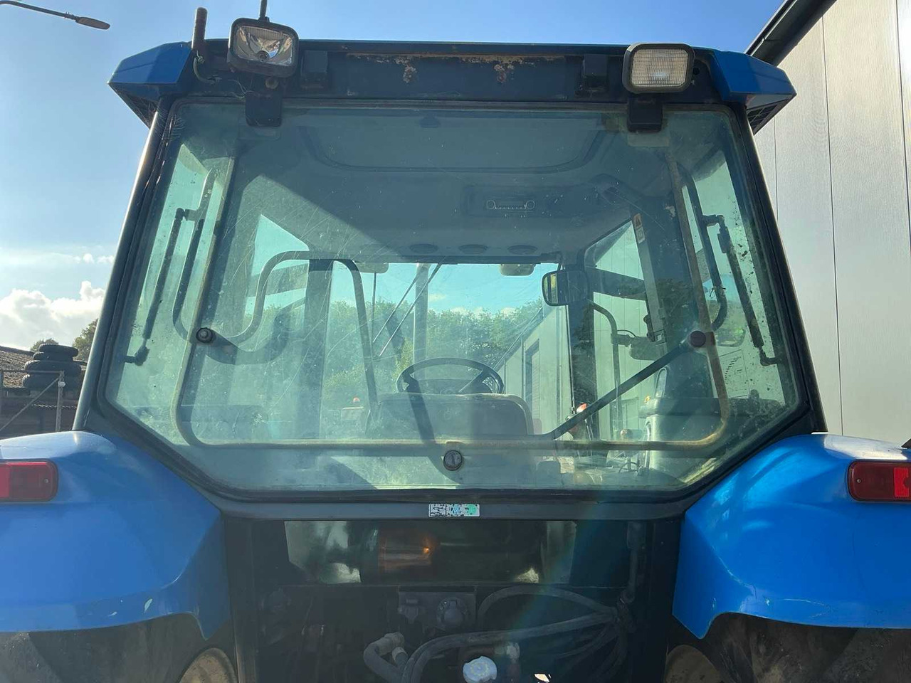 Farm tractor New Holland TS100: picture 46