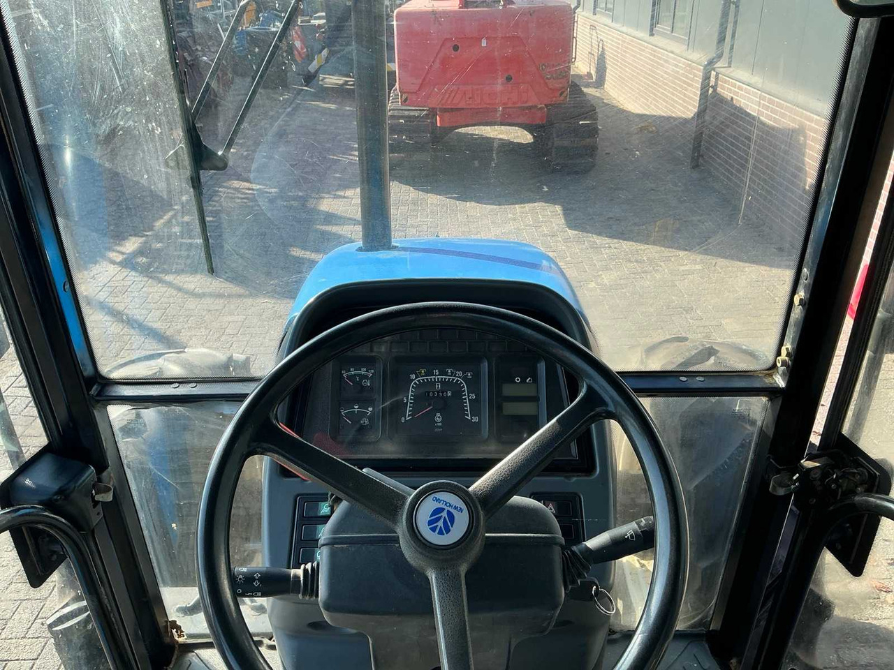 Farm tractor New Holland TS100: picture 43