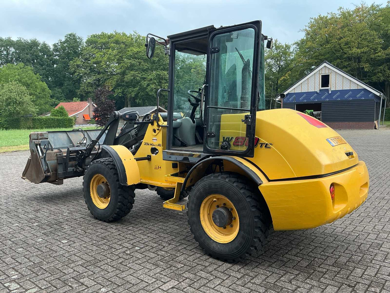 New holland W80TC - Wheel loader: picture 3 New holland W80TC - Wheel loader: picture 3