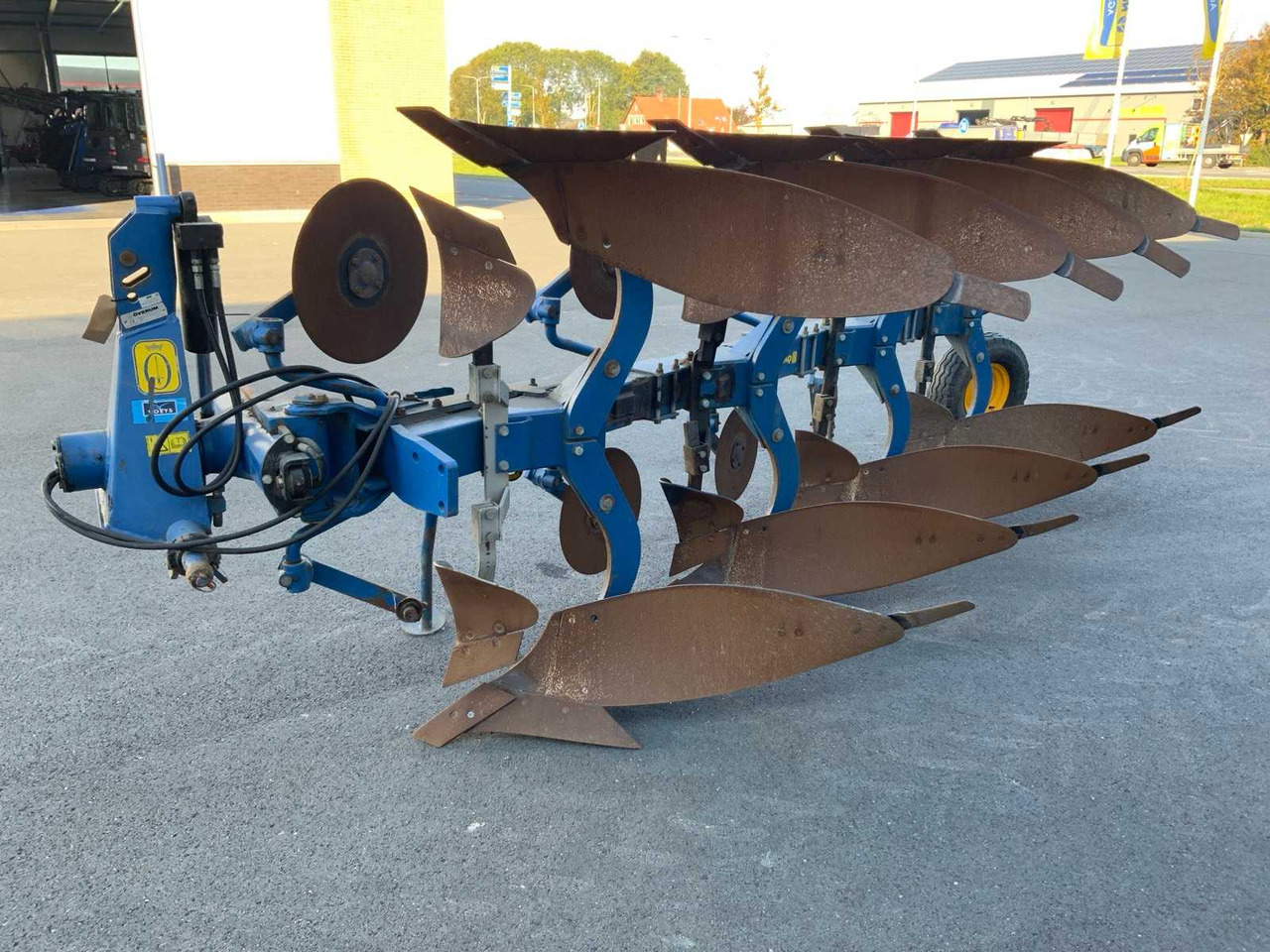 Overum CX 4100 F - Plow: picture 1 Overum CX 4100 F - Plow: picture 1