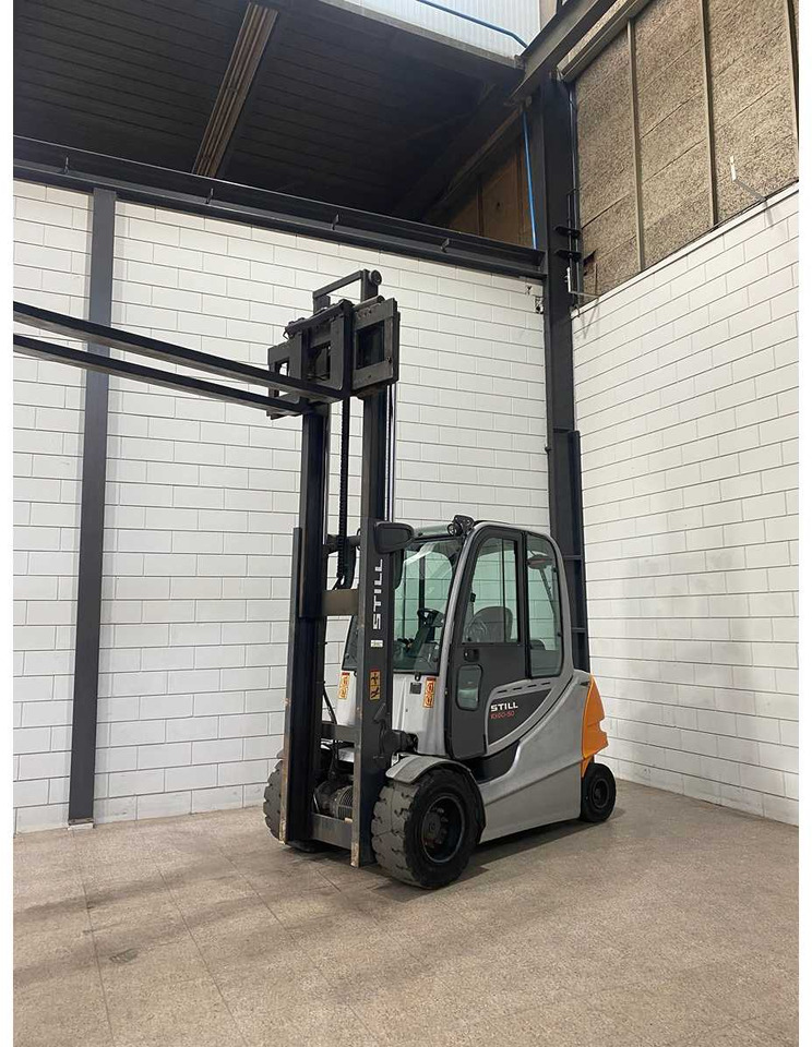 STILL - 2019 - RX60-50 - 5000KG LIFTING CAPACITY - FORKLIFT - SIDE-SHIFT - Forklift: picture 4 STILL - 2019 - RX60-50 - 5000KG LIFTING CAPACITY - FORKLIFT - SIDE-SHIFT - Forklift: picture 4