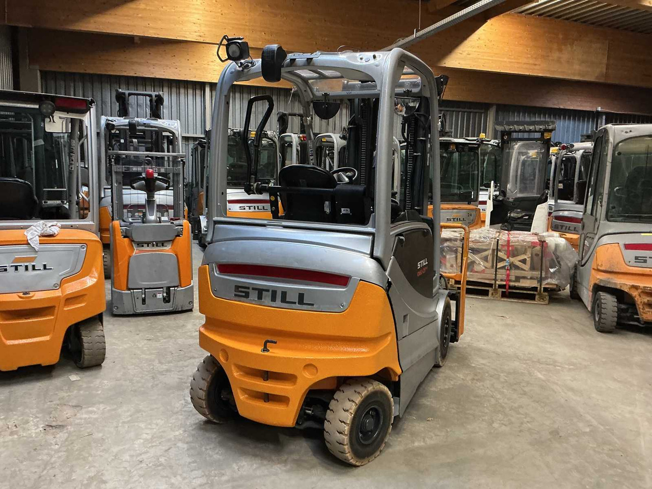 STILL - RX60-25/600 - FORKLIFT TRUCKS - 2016 - Forklift: picture 4 STILL - RX60-25/600 - FORKLIFT TRUCKS - 2016 - Forklift: picture 4