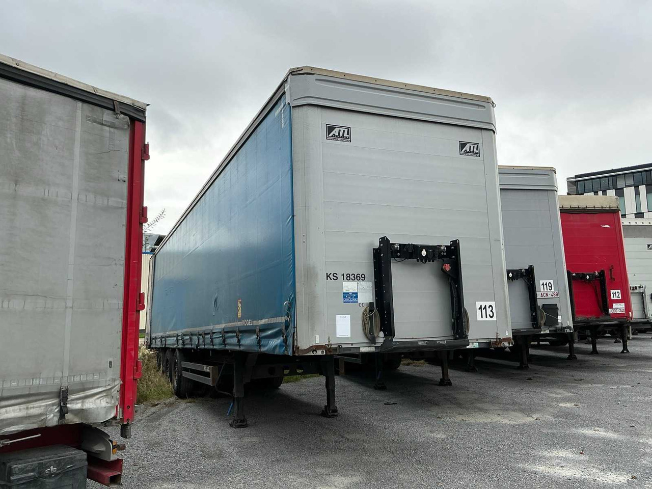 KÖGEL S24-1 CURTAINSIDER TRAILER - Semi-trailer: picture 4 KÖGEL S24-1 CURTAINSIDER TRAILER - Semi-trailer: picture 4