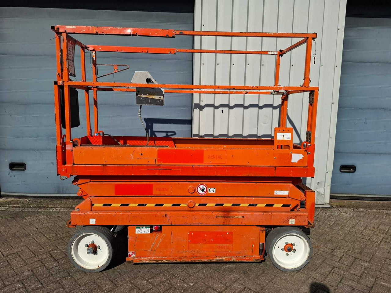 Skyjack SJ 3220 - Aerial platform: picture 3 Skyjack SJ 3220 - Aerial platform: picture 3