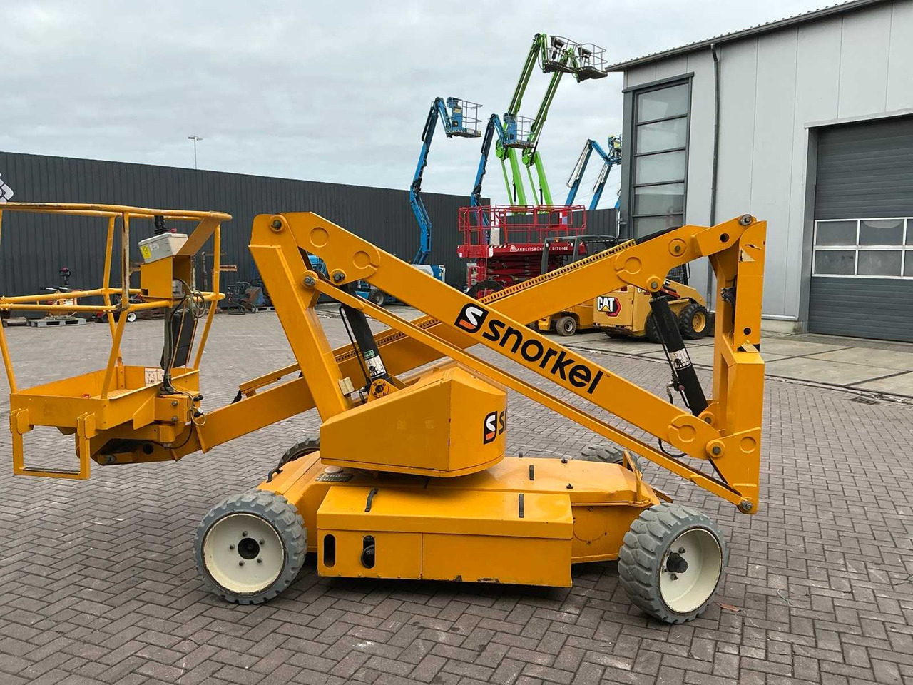 Snorkel A38E - Aerial platform: picture 5 Snorkel A38E - Aerial platform: picture 5