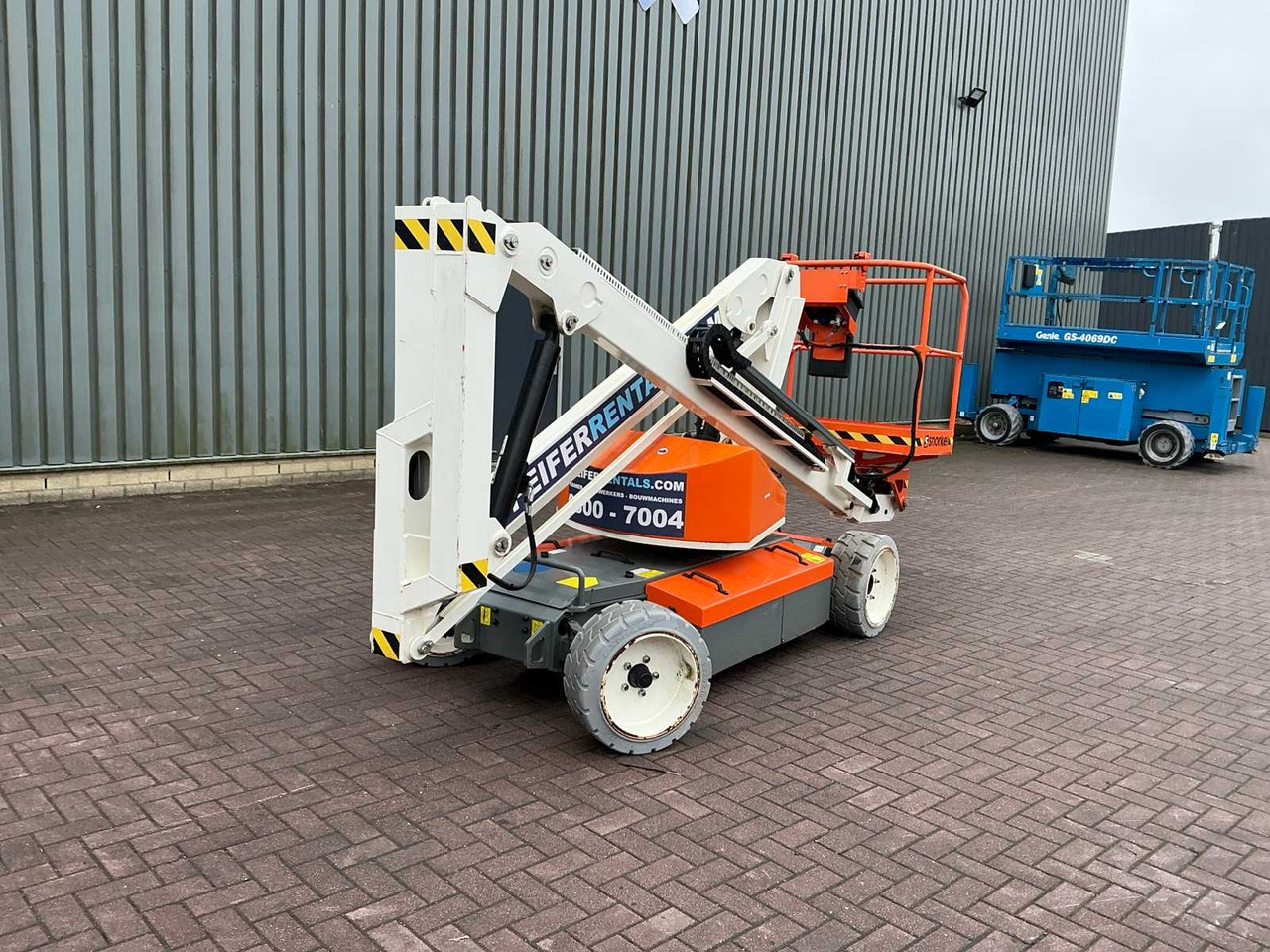 Snorkel A38E - Aerial platform: picture 3 Snorkel A38E - Aerial platform: picture 3
