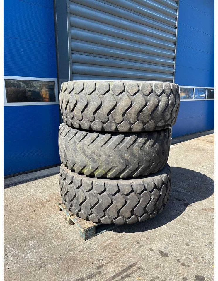 Sovel Wheels (3x) - Wheels and tires for Farm tractor: picture 2 Sovel Wheels (3x) - Wheels and tires for Farm tractor: picture 2